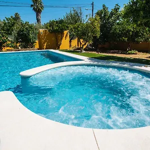 Сasa de vacaciones Oasis Naranjos Con Jacuzzi 15 Min Sevilla, Almensilla